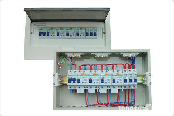 �����Ӿ��D